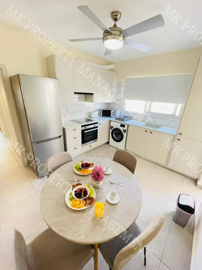 Milos City Center Apts No.34 Ларнака Екстериор снимка