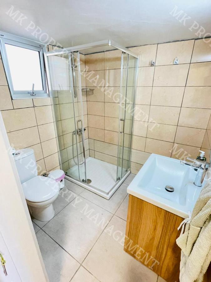 Milos City Center Apts No.34 Ларнака Екстериор снимка