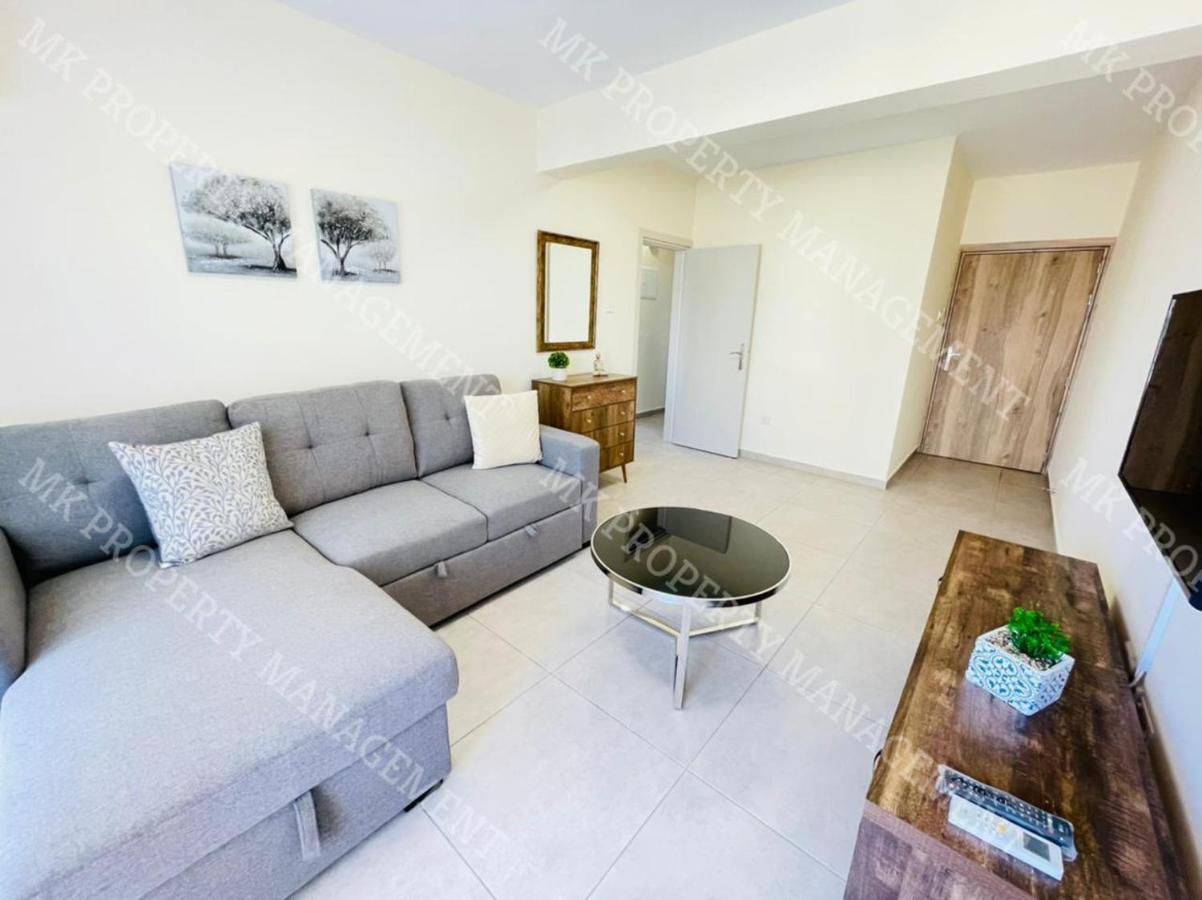 Milos City Center Apts No.34 Ларнака Екстериор снимка