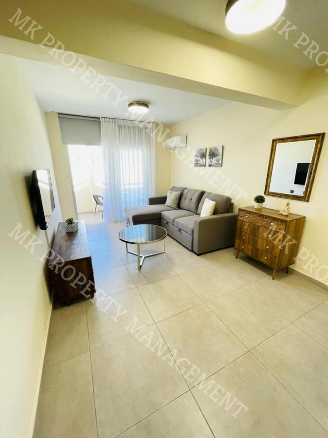 Milos City Center Apts No.34 Ларнака Екстериор снимка