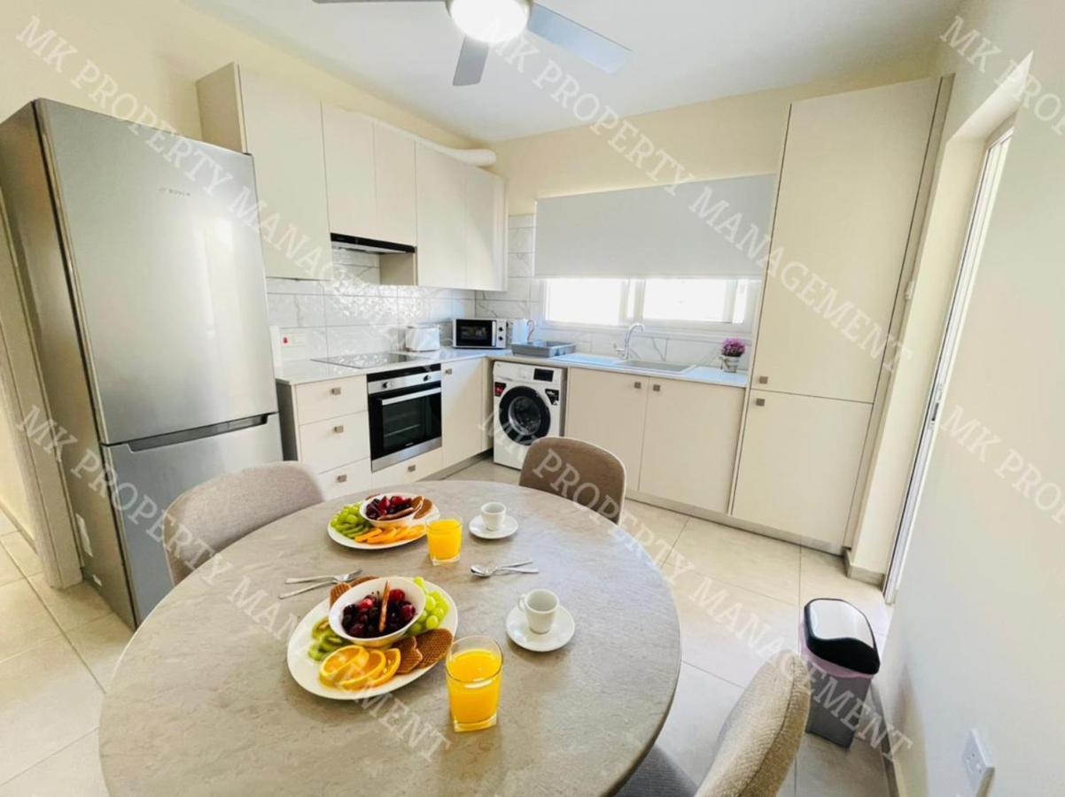 Milos City Center Apts No.34 Ларнака Екстериор снимка