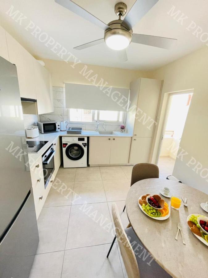 Milos City Center Apts No.34 Ларнака Екстериор снимка